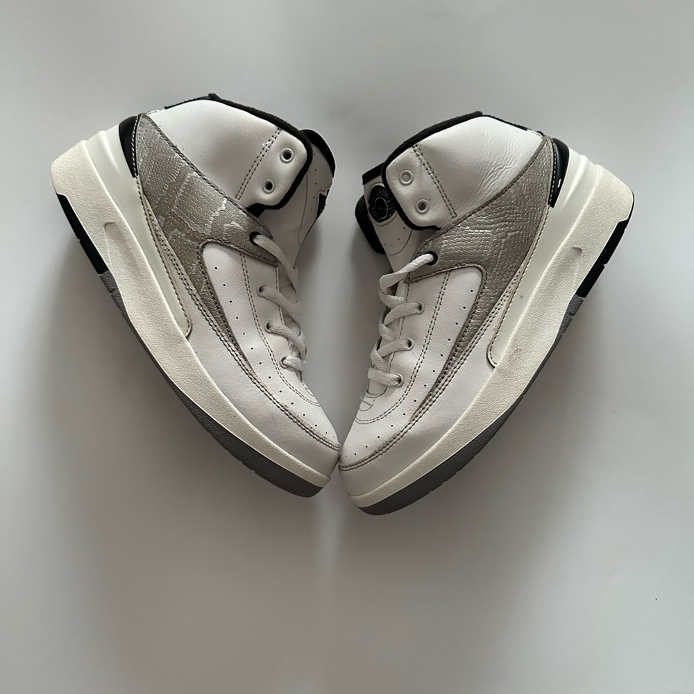 Air Jordan 2 Retro PS 'Python' size 3y